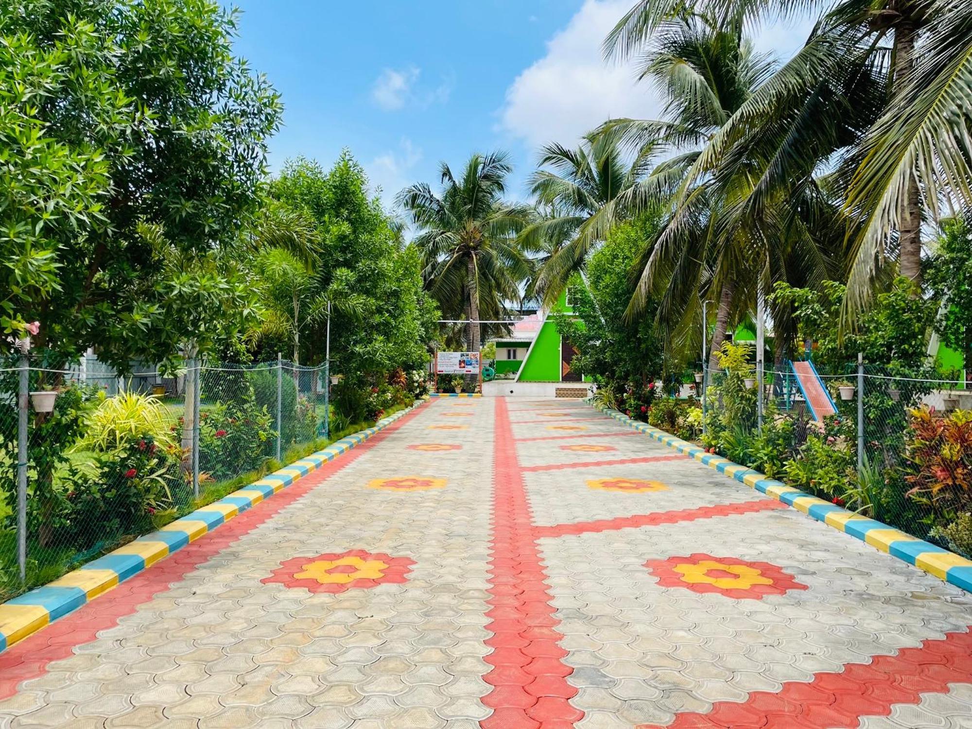 Greenleaf Resorts And Restaurant Рамешварам Экстерьер фото